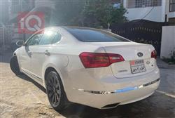 كيا كادينزا